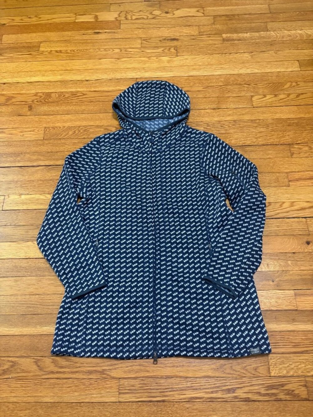 LL Bean Womens Fleece Jacket Size PXL XL Petite Blue Patterned Hooded Full Zip